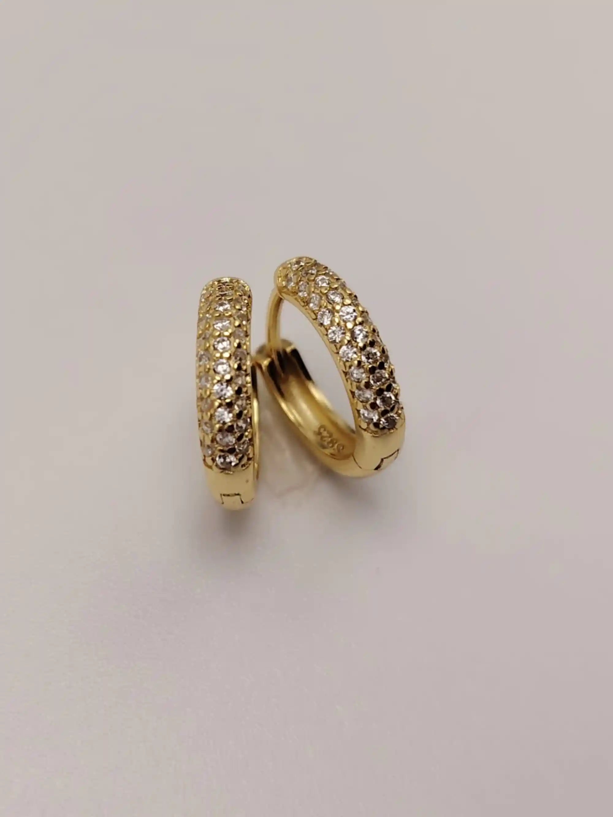  Aros chapados en oro con circonitas 10 mm